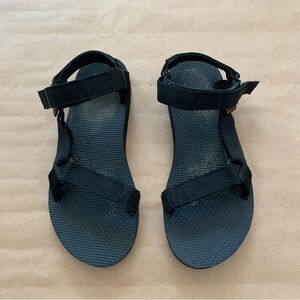 Teva Black Sandals Size 8 Woman’s